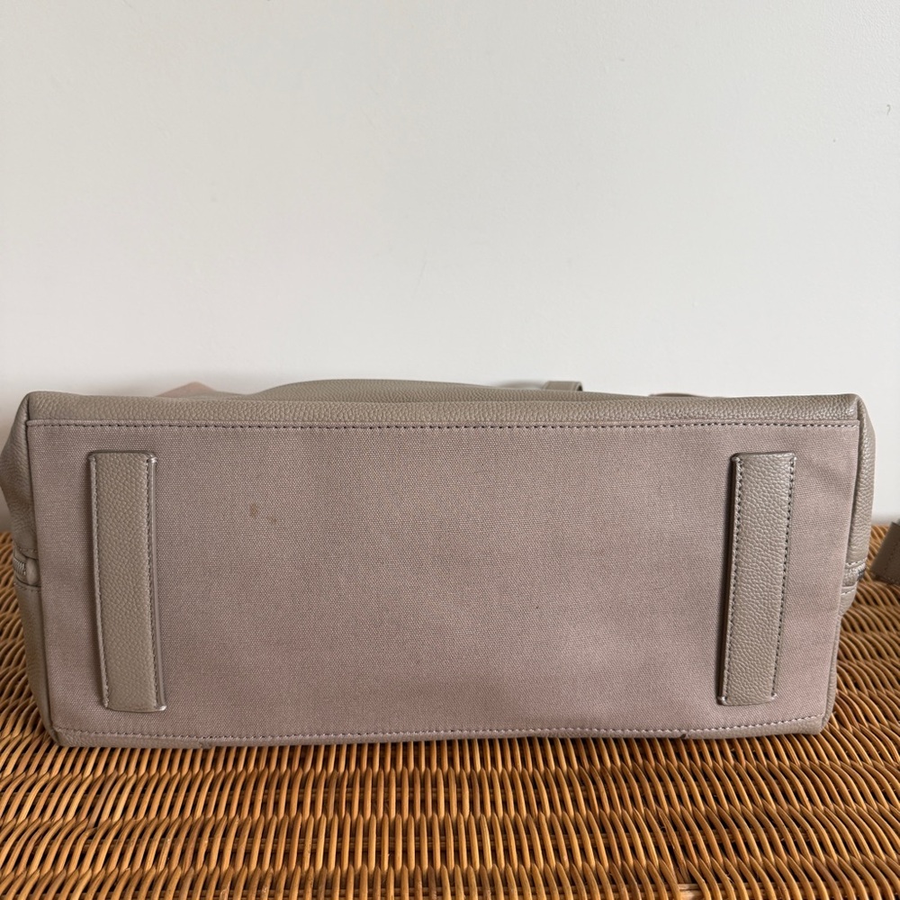 AWAY The Everywhere Bag. - Picture 6 of 7